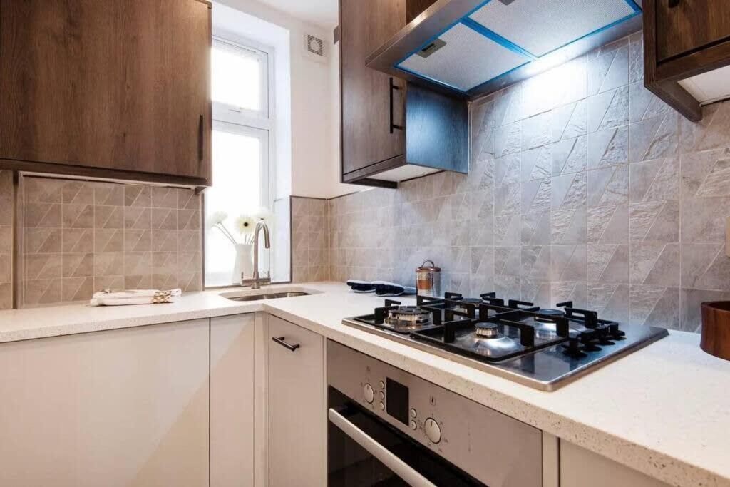 Cozy 1 Bedroom Apartment In Notting Hill Londra Exterior foto